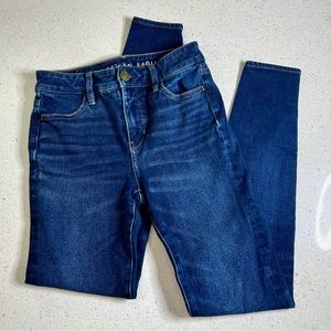 American Eagle Womens High Rise Jegging Jeans. Size 0.
